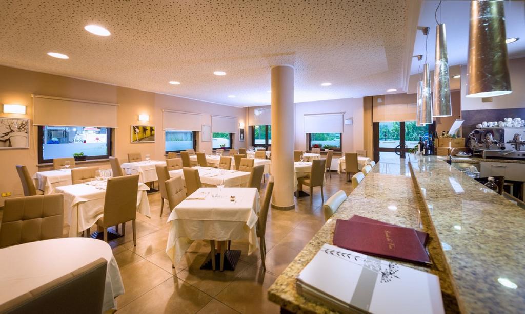 Hotel Des Alpes Rosta Esterno foto